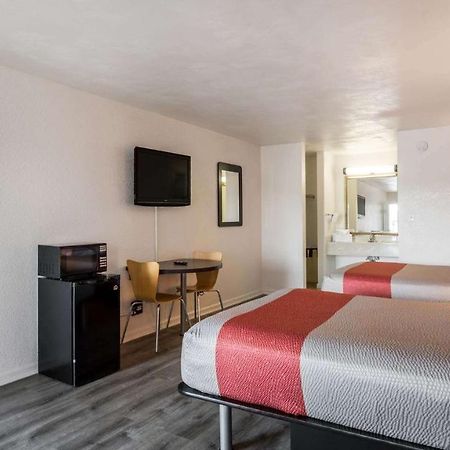 Motel 6-Portsmouth, Va 外观 照片